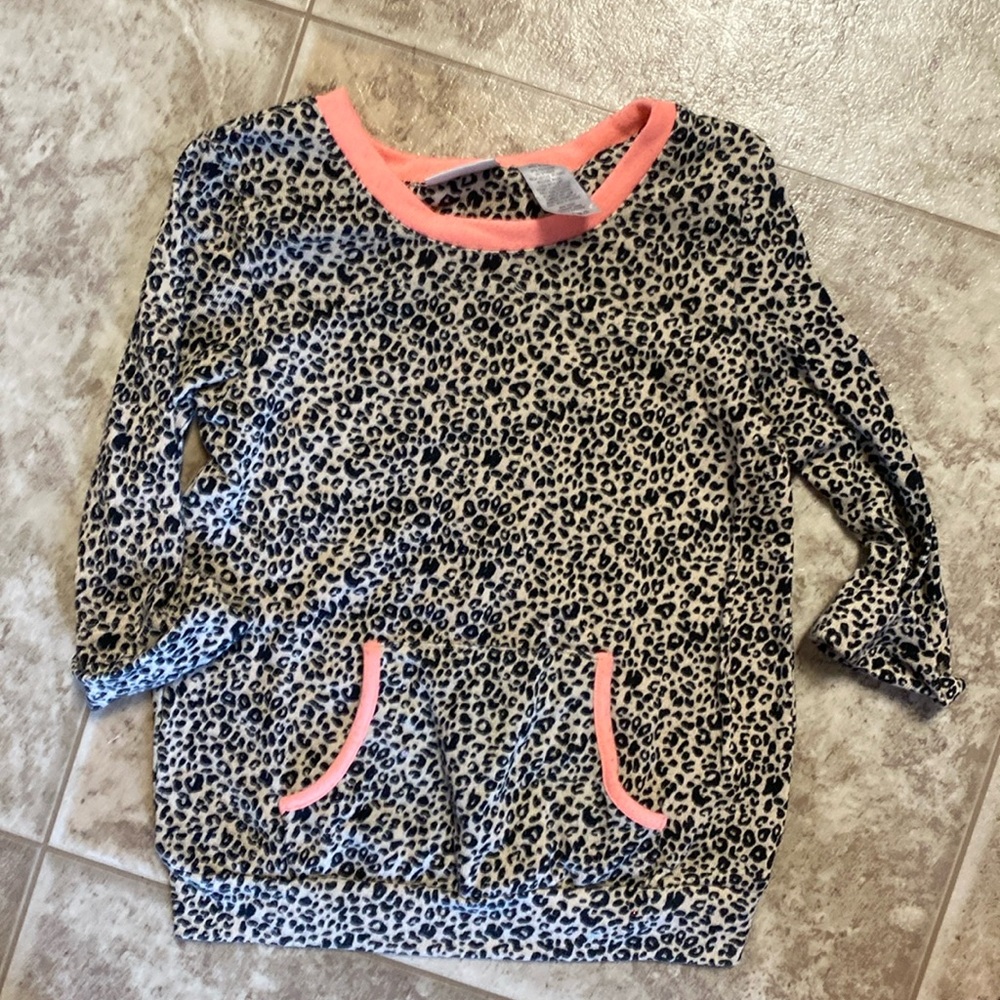 Daytrip size small girls shirt